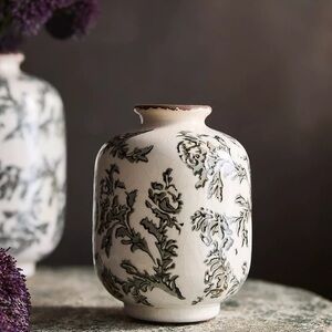NWT Anthropologie Baroque Damask Vase - Short/Wide